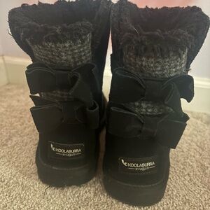 Koolaburra Black Furry Bow Boots